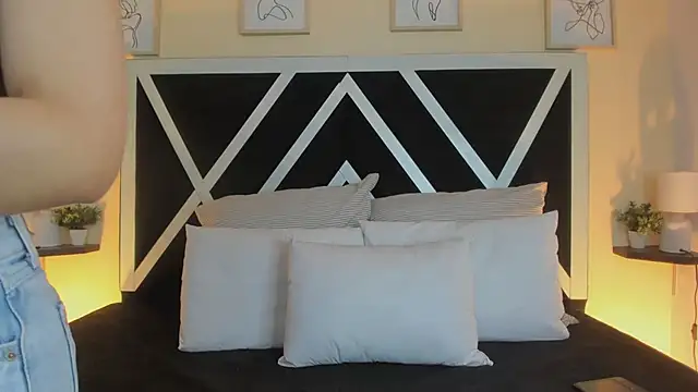 marian pinzon online show from November 13, 2:32 am