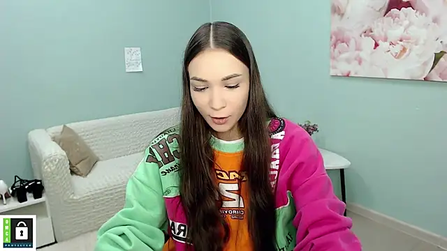 AmyJonas online show from November 14, 5:40 am