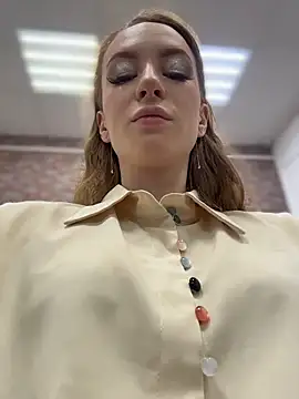  AngelMoon  online show from December 15, 3:12 am