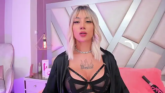 MadissonRey online show from January 5, 5:27 pm