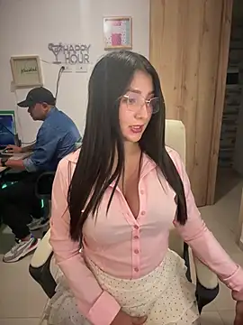 licky lu online show from May 4, 2:37 am