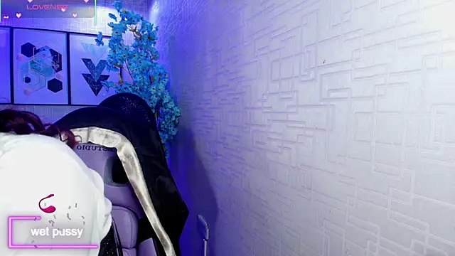 Theia moon online show from October 7, 1:37 pm