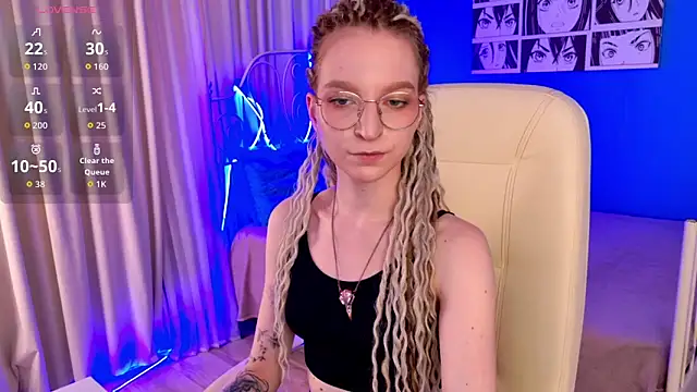 VioletShine online show from July 5, 1:39 pm