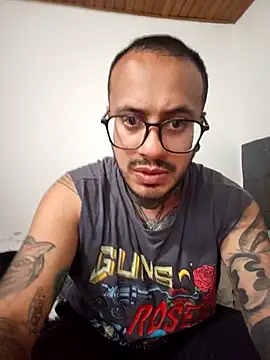 Nicky smith   online show from November 14, 12:43 am