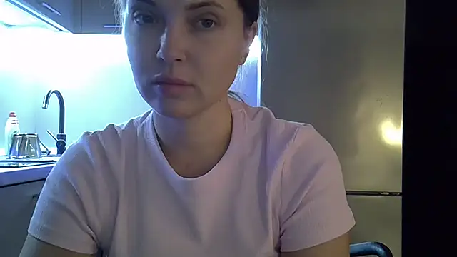 Lucky Anna online show from March 11, 8:22 pm