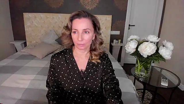 AllisonWilliams online show from November 16, 4:29 pm