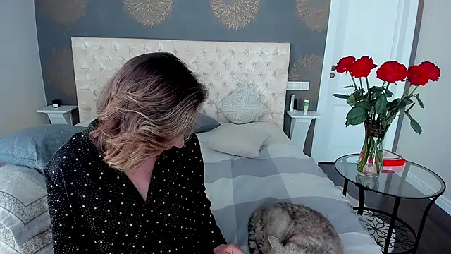 AllisonWilliams online show from July 28, 4:39 pm