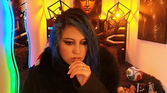 scarleth blue online show from July 11, 7:52 am