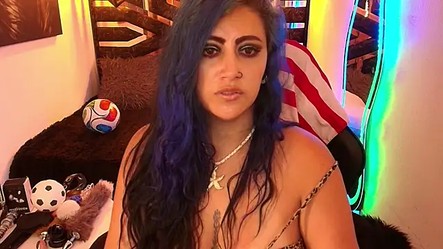 scarleth blue online show from June 26, 5:20 am