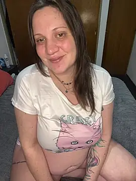 Macadiez10 online show from August 6, 2:18 am