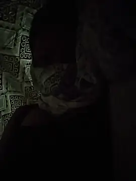 Ayushisharmaa online show from November 26, 11:39 pm