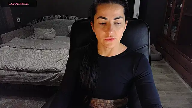 Aria Dl online show from December 18, 5:39 pm