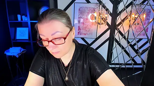 AlexandraKind online show from January 18, 8:49 pm