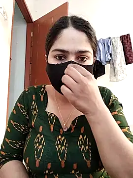 Magical Girl- online show from January 14, 6:29 am