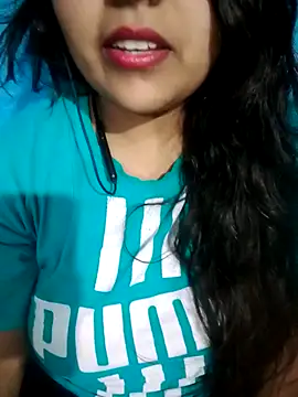 Love-Veronica online show from April 29, 6:02 pm