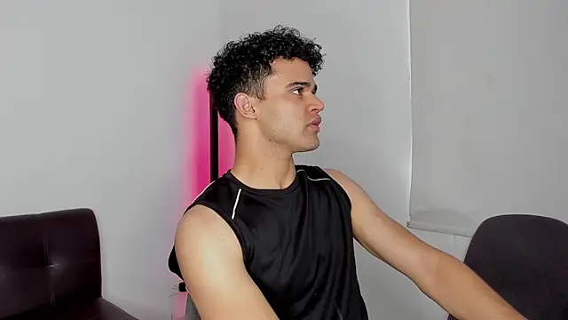 andrewChris  online show from September 29, 8:25 pm