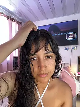 Lady Rey online show from July 22, 7:15 pm