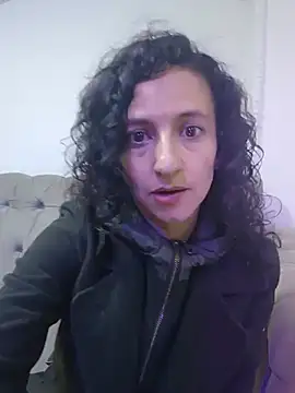 AriannaRussell  online show from June 22, 12:35 pm