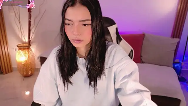 AnabelWolf online show from July 21, 3:35 pm