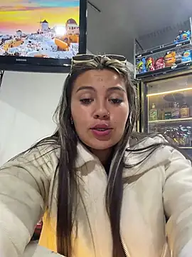LIZ-06  online show from July 30, 9:37 pm