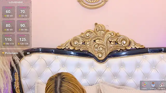 Snapshot of LannaRicci chatting on October 2, 10:20 am LannaRicci online show from October 2, 10:20 am