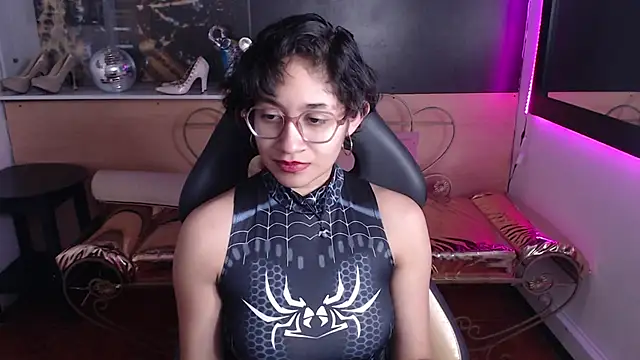 Snapshot of Lili_Gomez_ chatting on October 9, 1:15 pm Lili Gomez online show from October 9, 1:15 pm