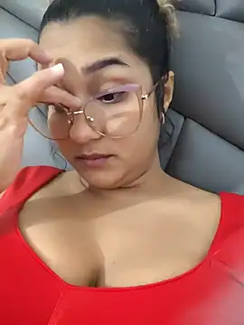 BrendaGirs online show from July 28, 4:32 am