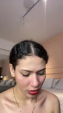 SHARONN     online show from February 20, 4:44 am