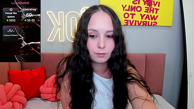 BeatriceReeves online show from August 8, 1:02 am