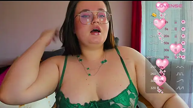 Jessica Joy online show from June 21, 9:35 am