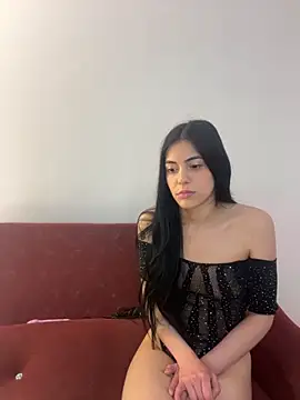Snapshot of DanielaySeba chatting on October 19, 5:31 am DanielaySeba online show from October 19, 5:31 am
