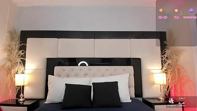 CarlaRossi  online show from February 26, 8:19 pm