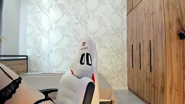 Babby Rabbit online show from June 15, 8:47 am