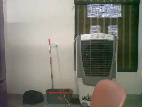 Snapshot of Tiny_busty chatting on September 19, 12:15 pm Tiny busty online show from September 19, 12:15 pm