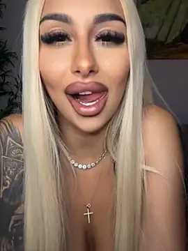 GoldenAmber online show from September 19, 10:42 pm