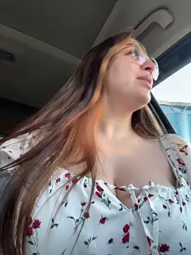 VikiDemini online show from February 24, 2:27 pm