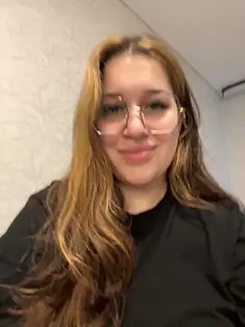 Snapshot of VikiDemini chatting on September 29, 2:11 pm VikiDemini online show from September 29, 2:11 pm