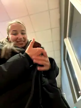 VelvetVixenI online show from November 14, 7:14 pm