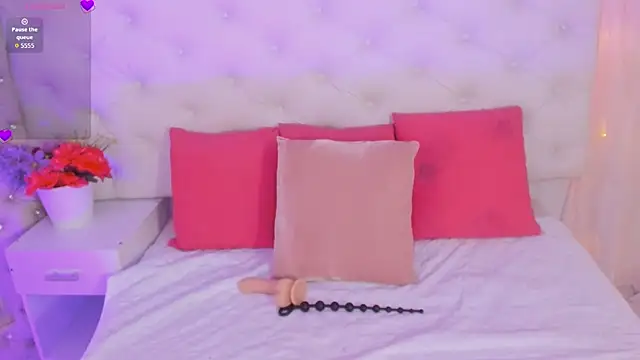 anchela-garcia1 online show from October 24, 3:30 pm