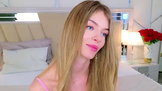 MeganMour online show from April 26, 1:42 pm