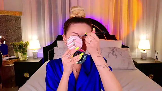 STELLA RICH online show from September 11, 9:48 pm