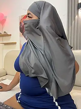 jazmin anbar online show from August 2, 10:24 pm
