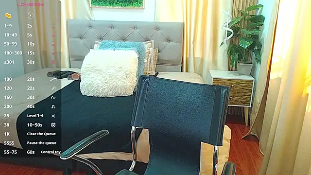 sasi luna online show from December 21, 2:43 pm