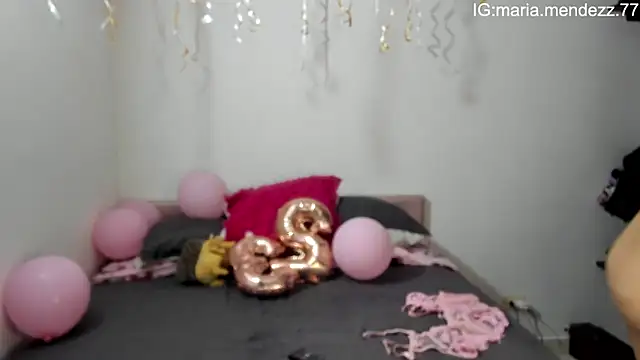Snapshot of maria_mendez_ chatting on October 3, 3:00 am maria mendez  online show from October 3, 3:00 am