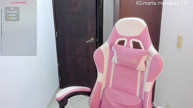 maria mendez  online show from December 20, 4:27 am