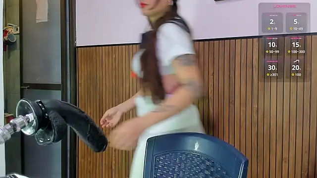 violett collins  online show from March 8, 3:10 am