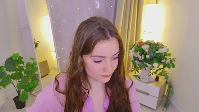 Lana  Cute  online show from June 26, 3:13 pm