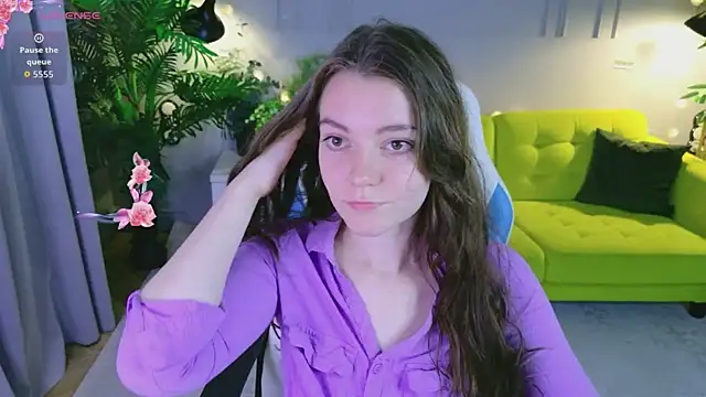 Lana  Cute  online show from July 14, 2:33 pm