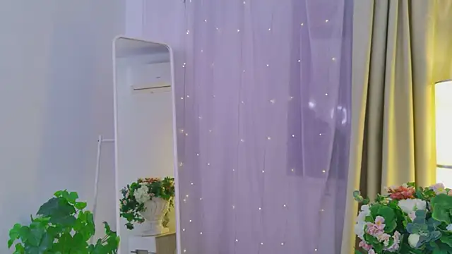 Lana  Cute  online show from July 1, 2:16 pm