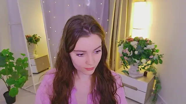 Lana  Cute  online show from June 27, 2:34 pm